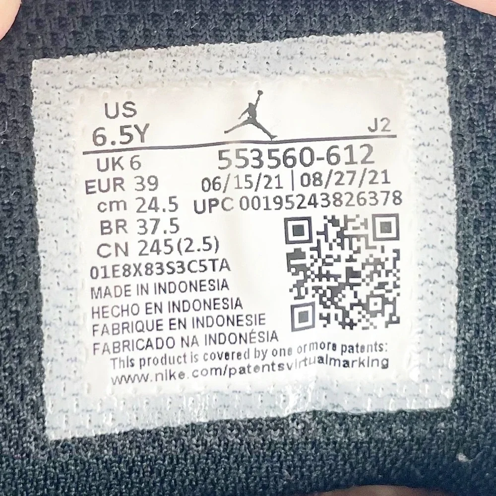 Nike Air Jordan 1 Low Bred Toe Black Red Athletic Sneakers Shoes Youth